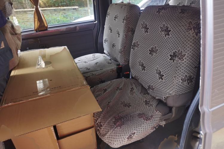 Used BAIC Weiwang 306 2011 1.3L Comfort version 7 seats Left Rear Seat