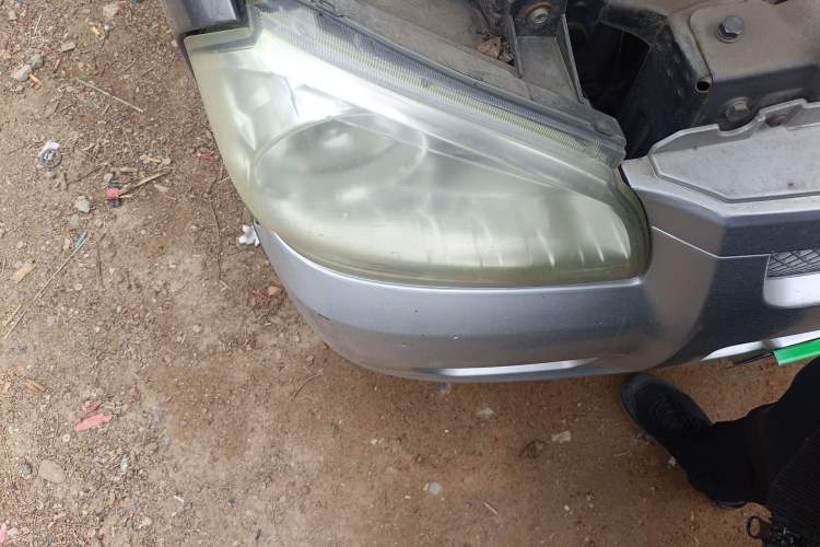Used BAIC Weiwang 306 2011 1.3L base model 7 seats Right Front Headlight