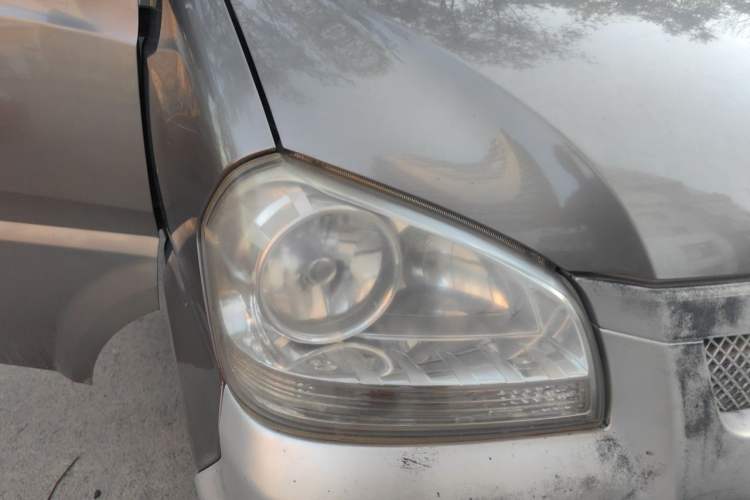 Used BAIC Weiwang 306 2011 1.3L base model 7 seats Right Front Headlight