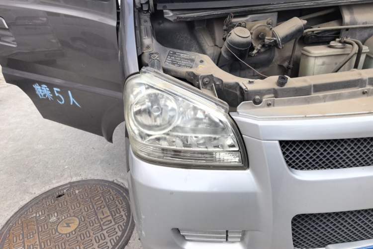 Used BAIC Weiwang 306  Right Front Headlight