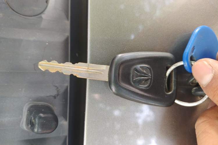 Used BAIC Weiwang 306 2011 1.3L base model 7 seats Vehicle Key