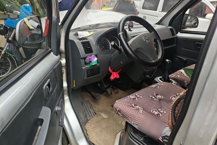 Used BAIC Weiwang 306 2011 1.3L base model 7 seats Driver Seat