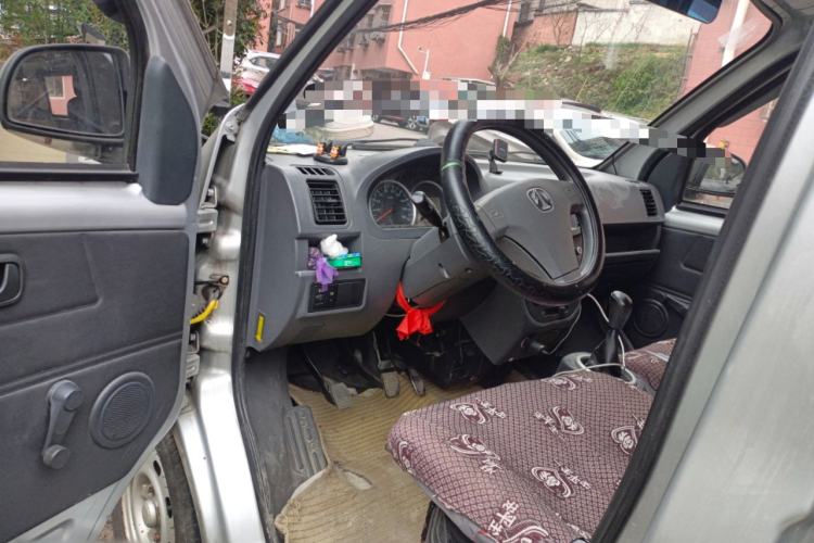 Used BAIC Weiwang 306 2011 1.3L base model 7 seats Driver Seat