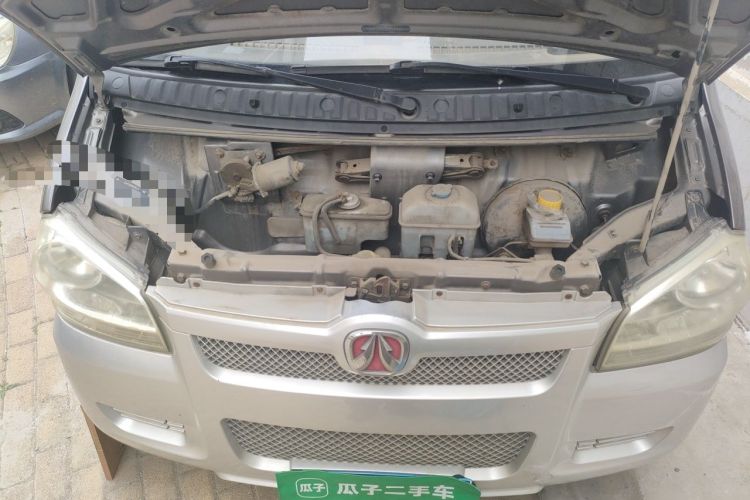 Used BAIC Weiwang 306 2011 1.3L Comfort version 7 seats Engine Bay