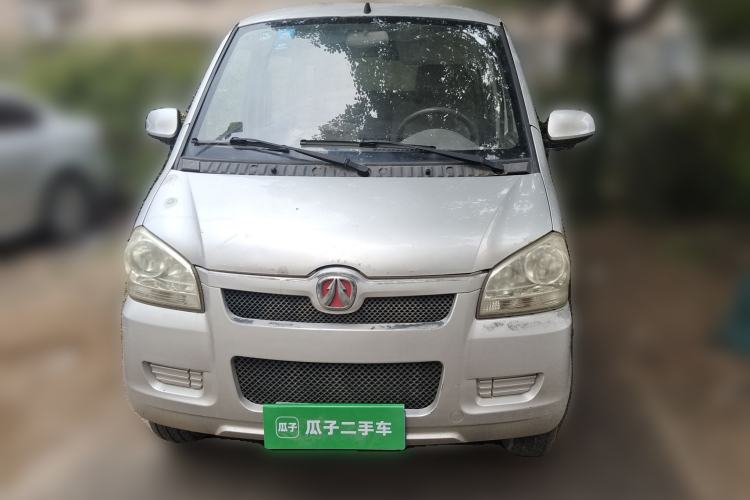 Used BAIC Weiwang 306 2011 1.3L base model 7 seats Front