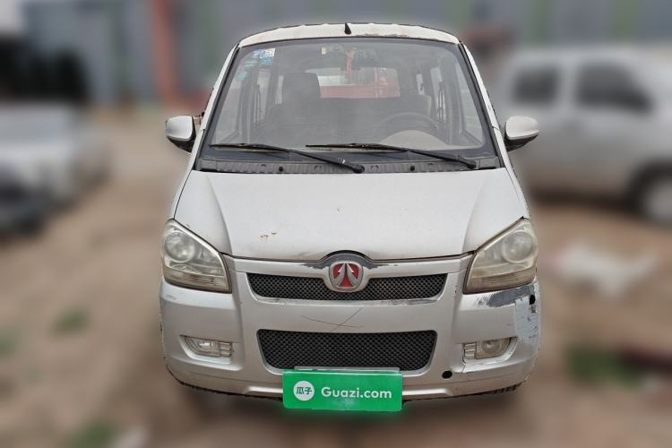 Used BAIC Weiwang 306 2011 1.3L Comfort version 7 seats Front