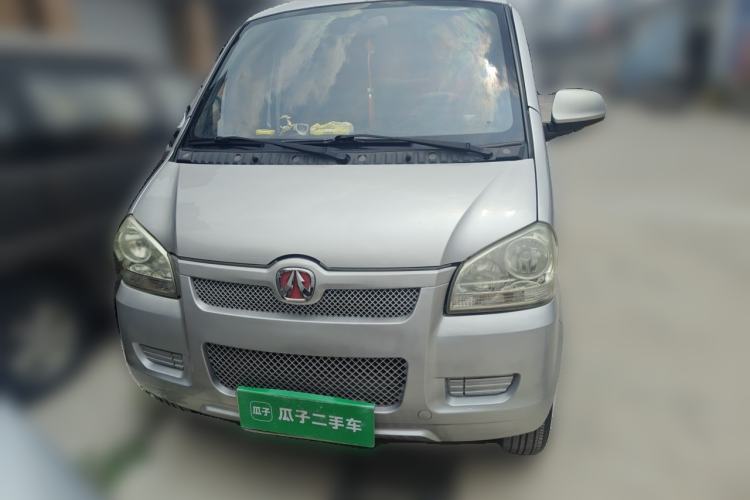 Used BAIC Weiwang 306 2011 1.3L base model 7 seats Front
