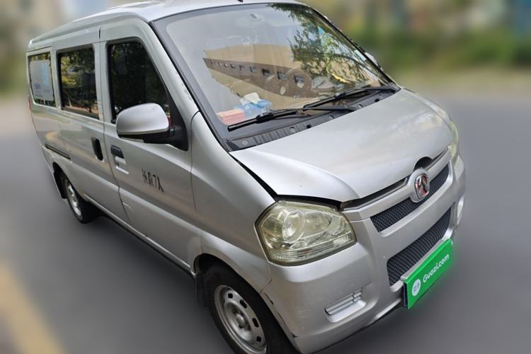 Used BAIC Weiwang 306 2011 1.3L base model 7 seats Front Right 45 Deg