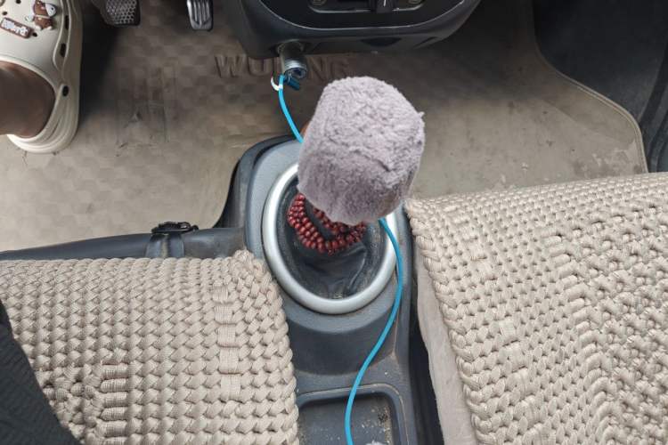 Used BAIC Weiwang 306 2011 1.3L base model 7 seats Gear Lever