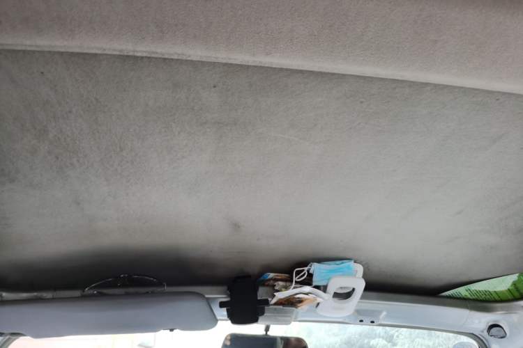 Used BAIC Weiwang 306 2011 1.3L base model 7 seats Headliner