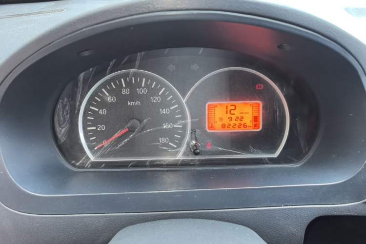 Used BAIC Weiwang 306 2011 1.3L base model 7 seats Instrument Cluster