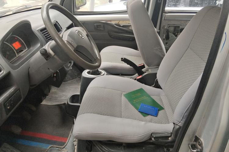 Used BAIC Weiwang 306 2011 1.3L base model 7 seats Left Front Seat