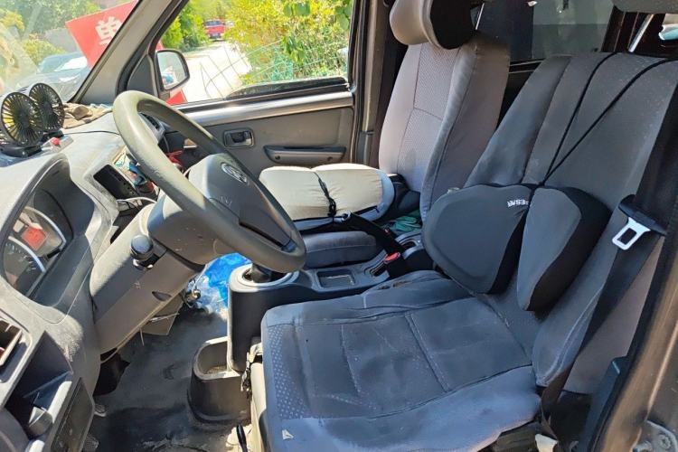 Used BAIC Weiwang 306 2011 1.3L base model 7 seats Left Front Seat