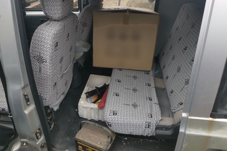 Used BAIC Weiwang 306 2011 1.3L base model 7 seats Left Rear Seat