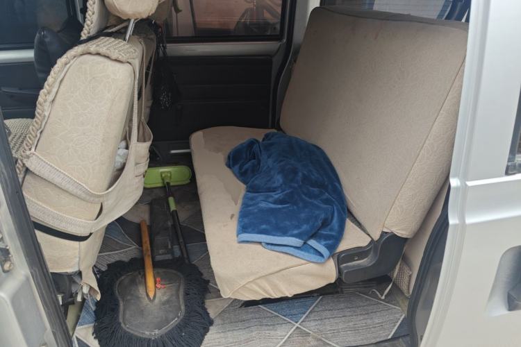 Used BAIC Weiwang 306 2011 1.3L base model 7 seats Left Rear Seat