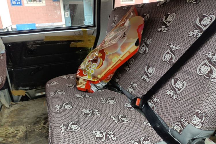 Used BAIC Weiwang 306 2011 1.3L base model 7 seats Left Rear Seat