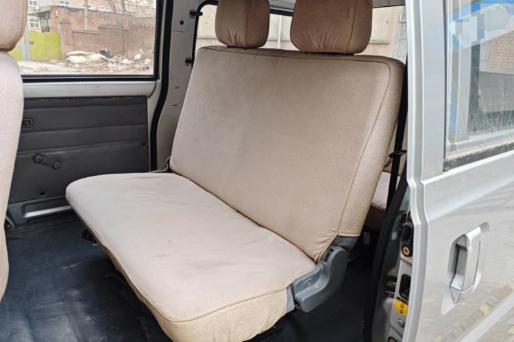 Used BAIC Weiwang 306 2011 1.3L Comfort version 7 seats Left Rear Seat