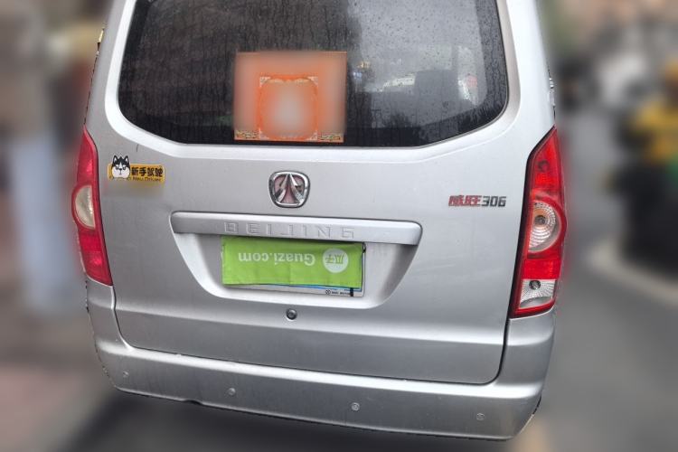 Used BAIC Weiwang 306 2011 1.3L base model 7 seats Rear