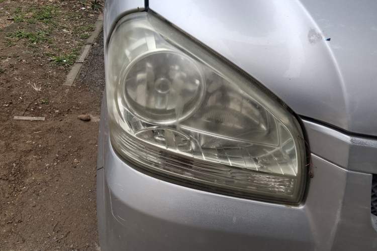 Used BAIC Weiwang 306 2011 1.3L base model 7 seats Right Front Headlight