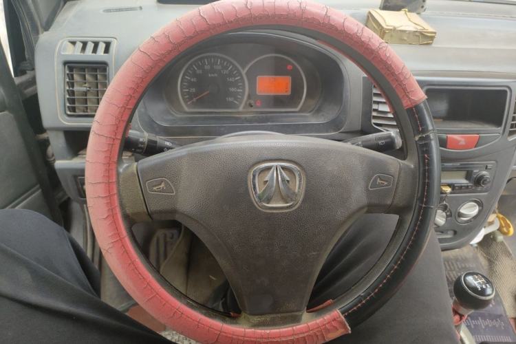 Used BAIC Weiwang 306 2011 1.3L Comfort version 7 seats Steering Wheel