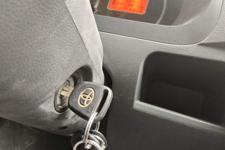 Used BAIC Weiwang 306 2011 1.3L base model 7 seats Vehicle Key