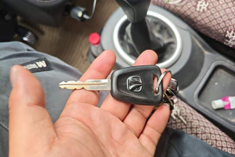 Used BAIC Weiwang 306 2011 1.3L base model 7 seats Vehicle Key