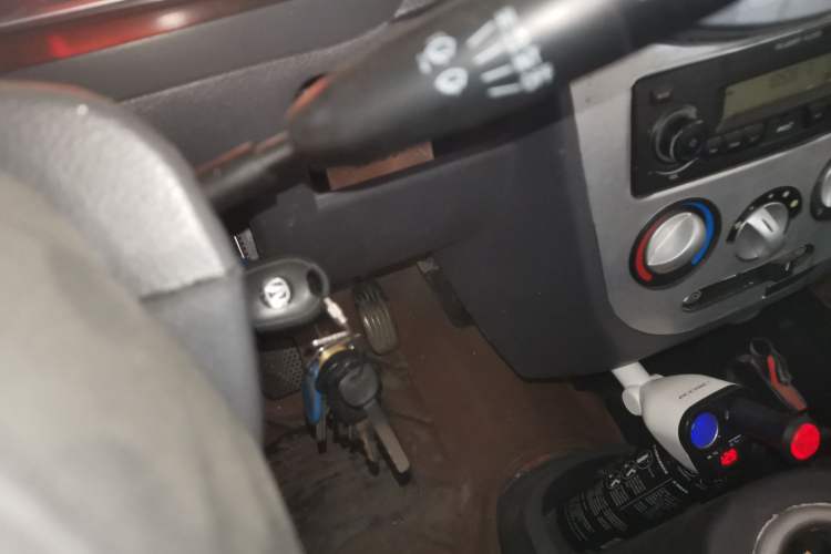 Used BAIC Weiwang 306 2011 1.3L base model 7 seats Vehicle Key