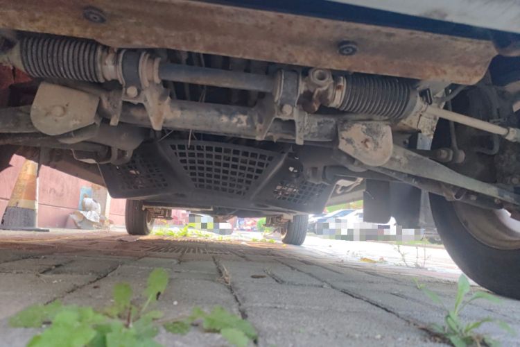 Used BAIC Weiwang 306 2011 1.3L base model 7 seats Chassis Front