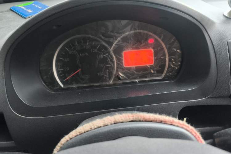 Used BAIC Weiwang 306 2011 1.3L base model 7 seats Instrument Cluster
