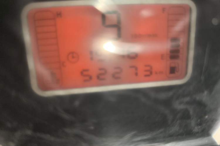 Used BAIC Weiwang 306 2011 1.3L base model 7 seats Odometer Close Up