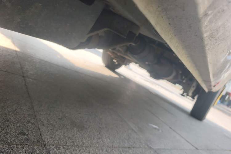 Used BAIC Weiwang 306 2011 1.3L base model 7 seats Chassis Front Left
