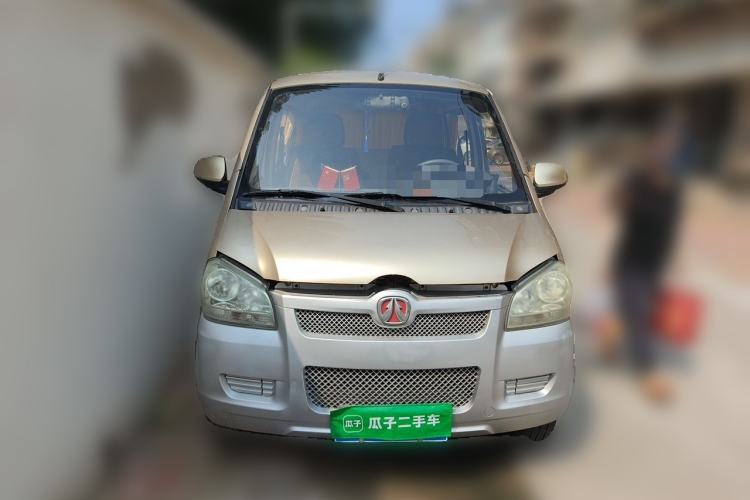 Used BAIC Weiwang 306 2011 1.3L base model 7 seats Front