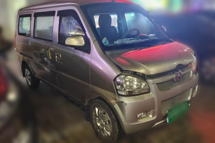 Used BAIC Weiwang 306 2011 1.3L Comfort version 7 seats Front Right 45 Deg