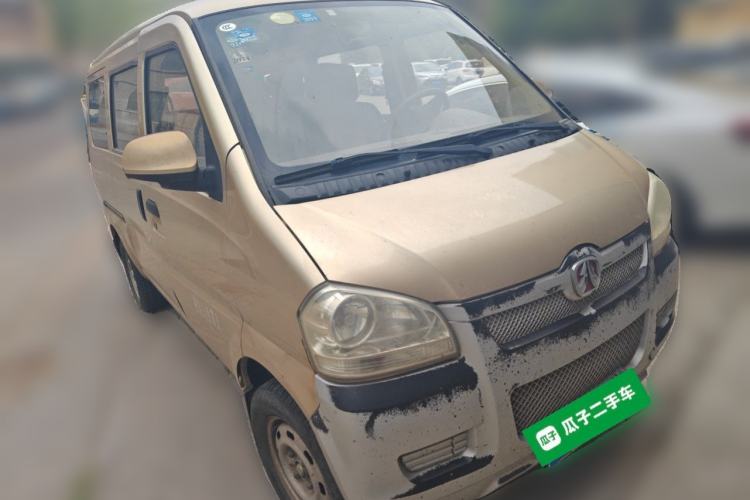 Used BAIC Weiwang 306 2011 1.3L base model 7 seats Front Right 45 Deg