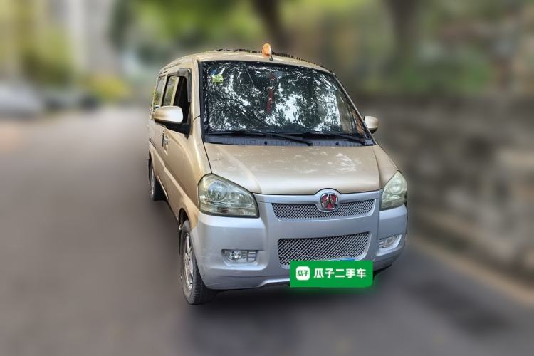 Used BAIC Weiwang 306 2011 1.3L Comfort version 7 seats Front Right 45 Deg