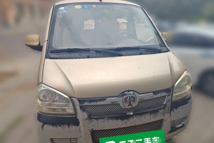Used BAIC Weiwang 306 2011 1.3L base model 7 seats Front