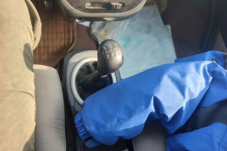 Used BAIC Weiwang 306 2011 1.3L base model 7 seats Gear Lever