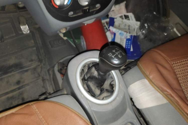 Used BAIC Weiwang 306 2011 1.3L Comfort version 7 seats Gear Lever