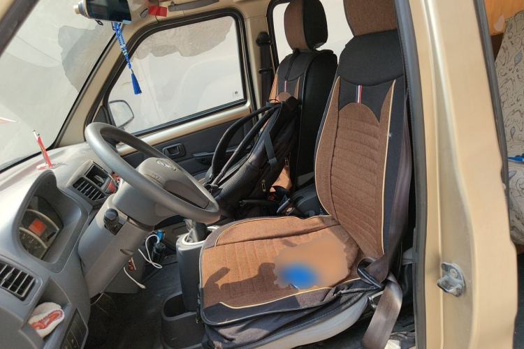 Used BAIC Weiwang 306 2011 1.3L base model 7 seats Left Front Seat