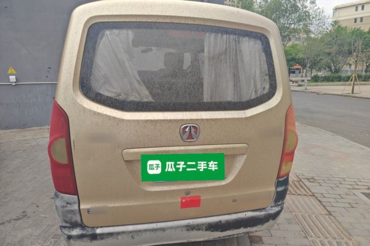 Used BAIC Weiwang 306 2011 1.3L base model 7 seats Rear