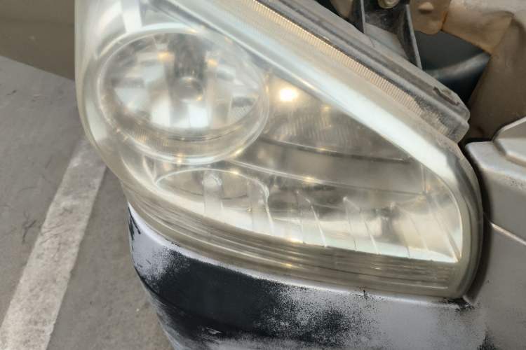 Used BAIC Weiwang 306 2011 1.3L Comfort version 7 seats Right Front Headlight