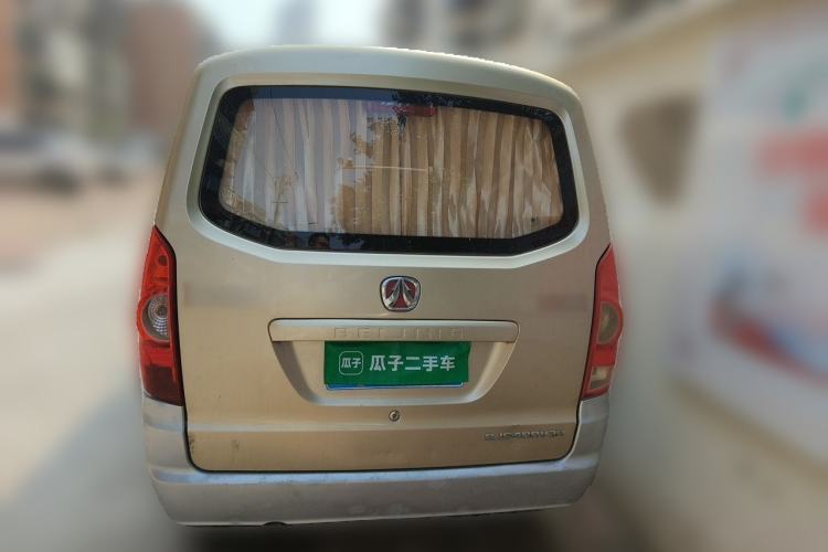 Used BAIC Weiwang 306 2011 1.3L base model 7 seats Trunk