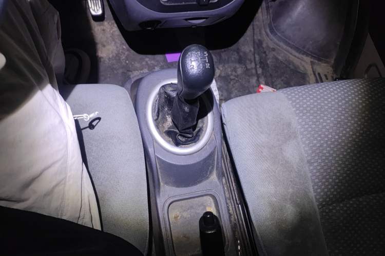 Used BAIC Weiwang 306 2013 1.2L Value Edition Basic 7-Seater A12 China IV Standard Gear Lever