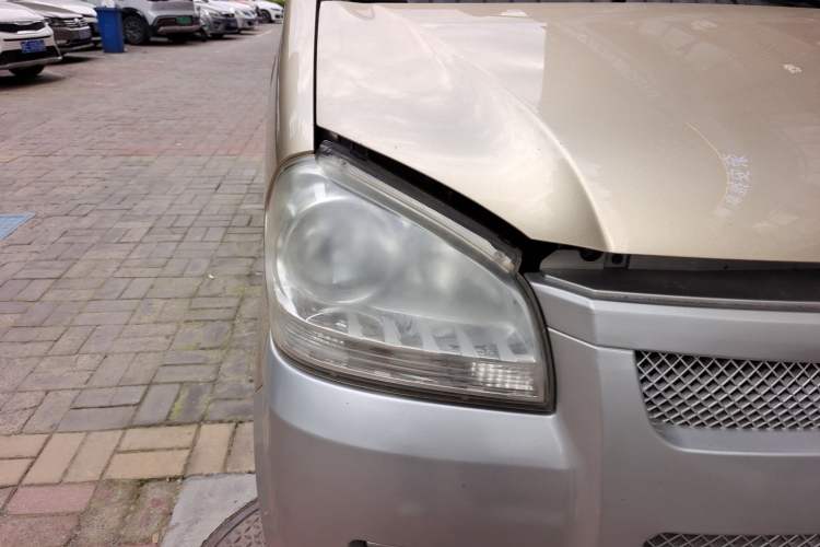 Used BAIC Weiwang 306 2013 1.2L Value Edition Basic CNG 7-seater A12 China IV Right Front Headlight