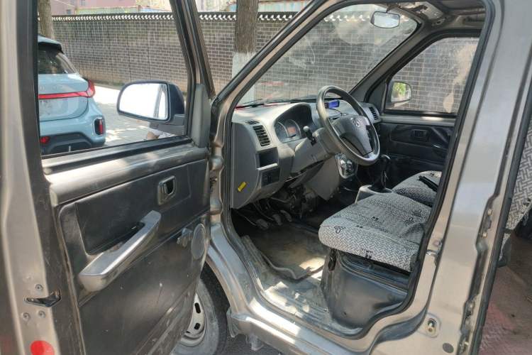 Used BAIC Weiwang 306 2013 1.2L Value Edition Basic 7-Seater A12 China IV Standard Driver Seat