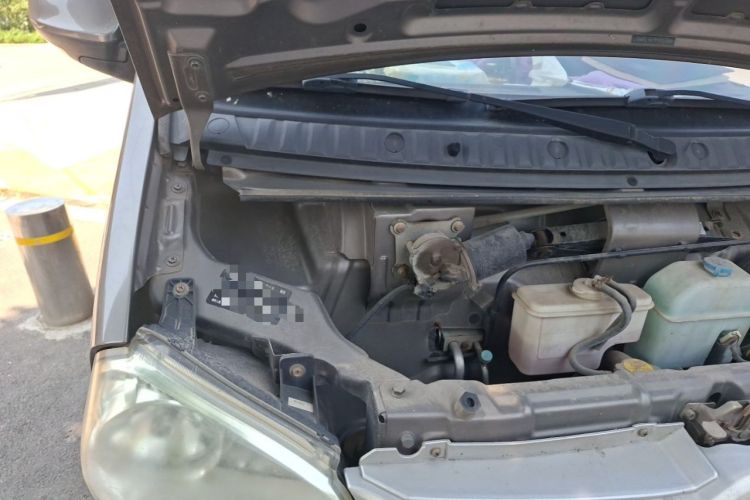 Used BAIC Weiwang 306 2013 1.2L Value Edition Basic 7-Seater A12 China IV Standard Engine Bay Right