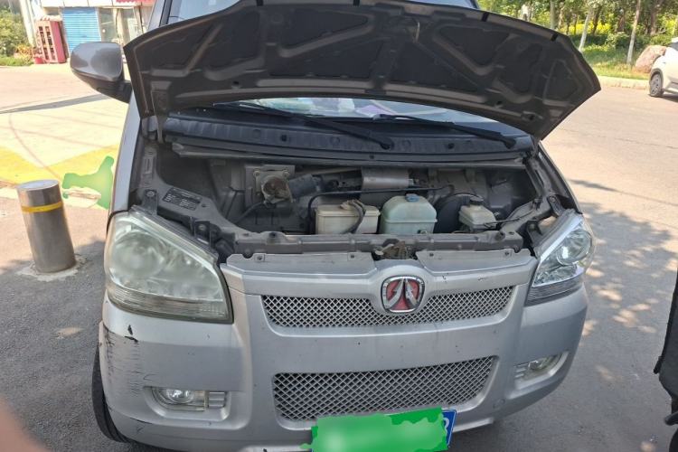 Used BAIC Weiwang 306 2013 1.2L Value Edition Basic 7-Seater A12 China IV Standard Engine Bay