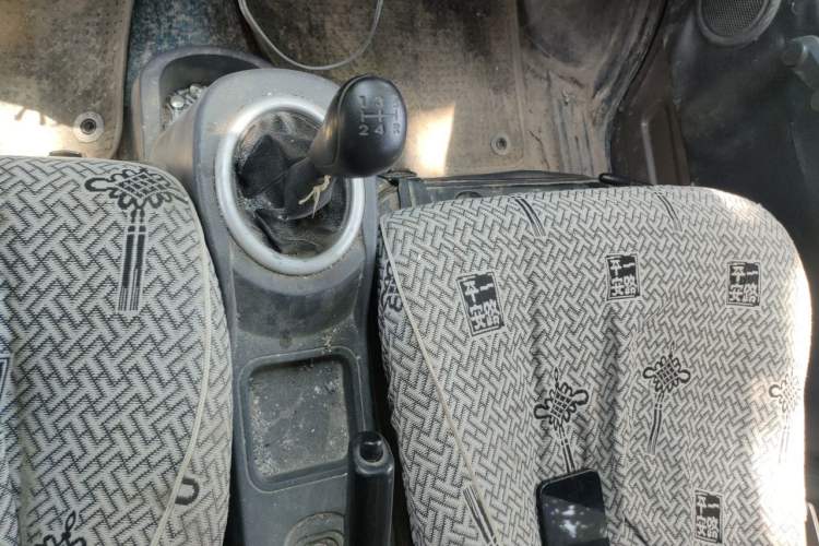 Used BAIC Weiwang 306 2013 1.2L Value Edition Basic 7-Seater A12 China IV Standard Gear Lever