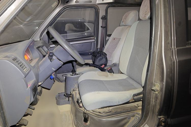 Used BAIC Weiwang 306 2013 1.2L Value Edition Basic 7-Seater A12 China IV Standard Left Front Seat