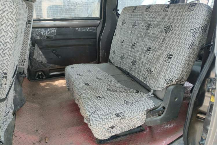Used BAIC Weiwang 306 2013 1.2L Value Edition Basic 7-Seater A12 China IV Standard Left Rear Seat